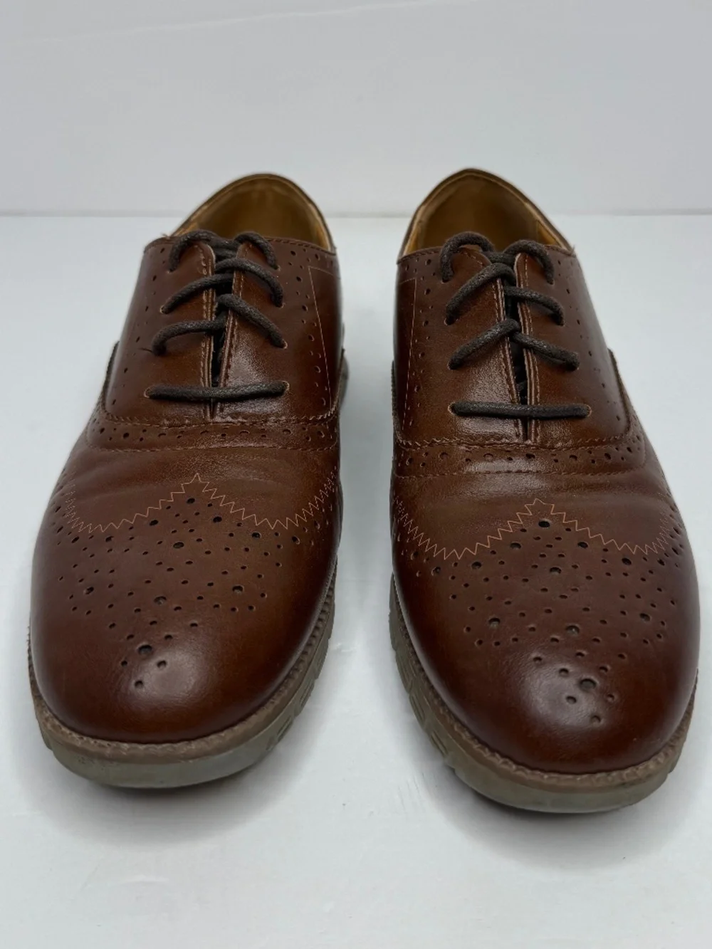 Deerstags Benton Jr Boys Wingtip Dress Shoes, Brown Size US 3.5